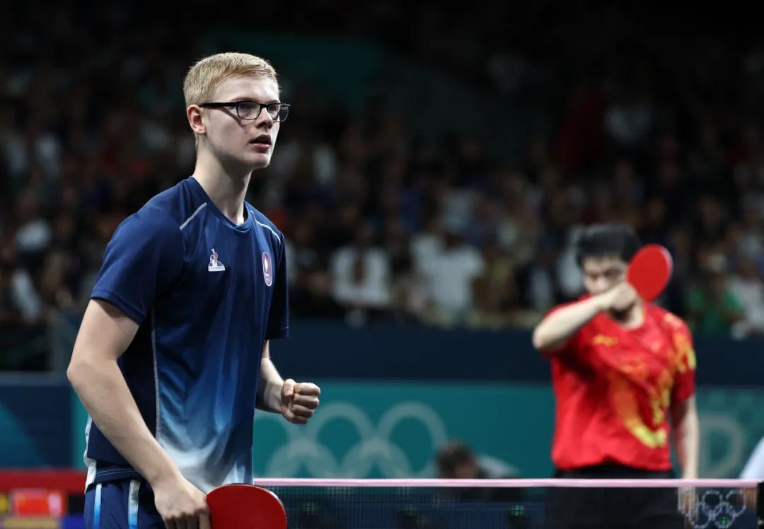 待湖人通过 待湖人通过