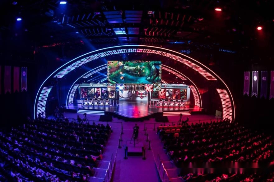 后的队伍向 后的队伍向