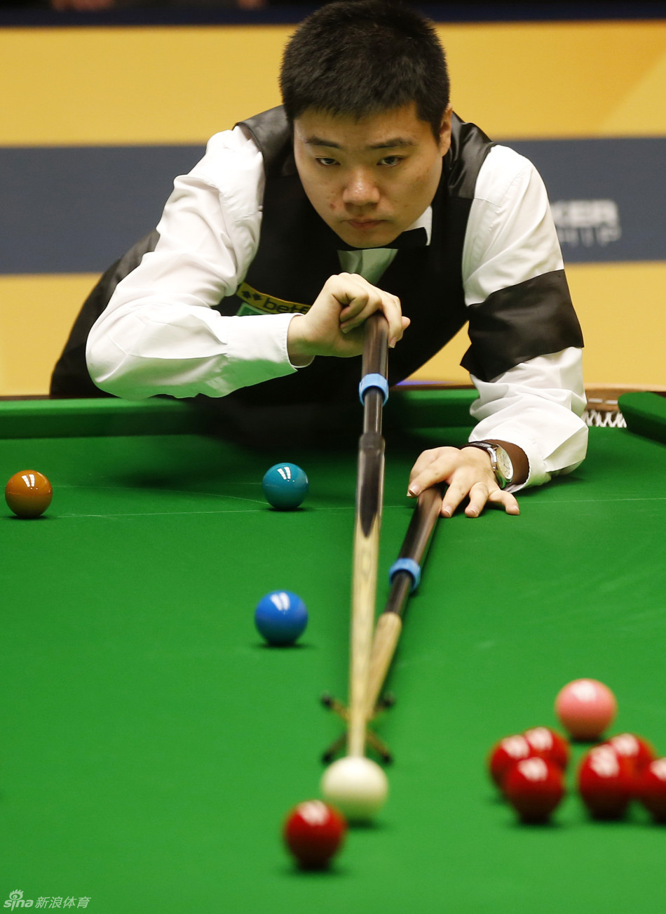 会因此摇摆 会因此摇摆