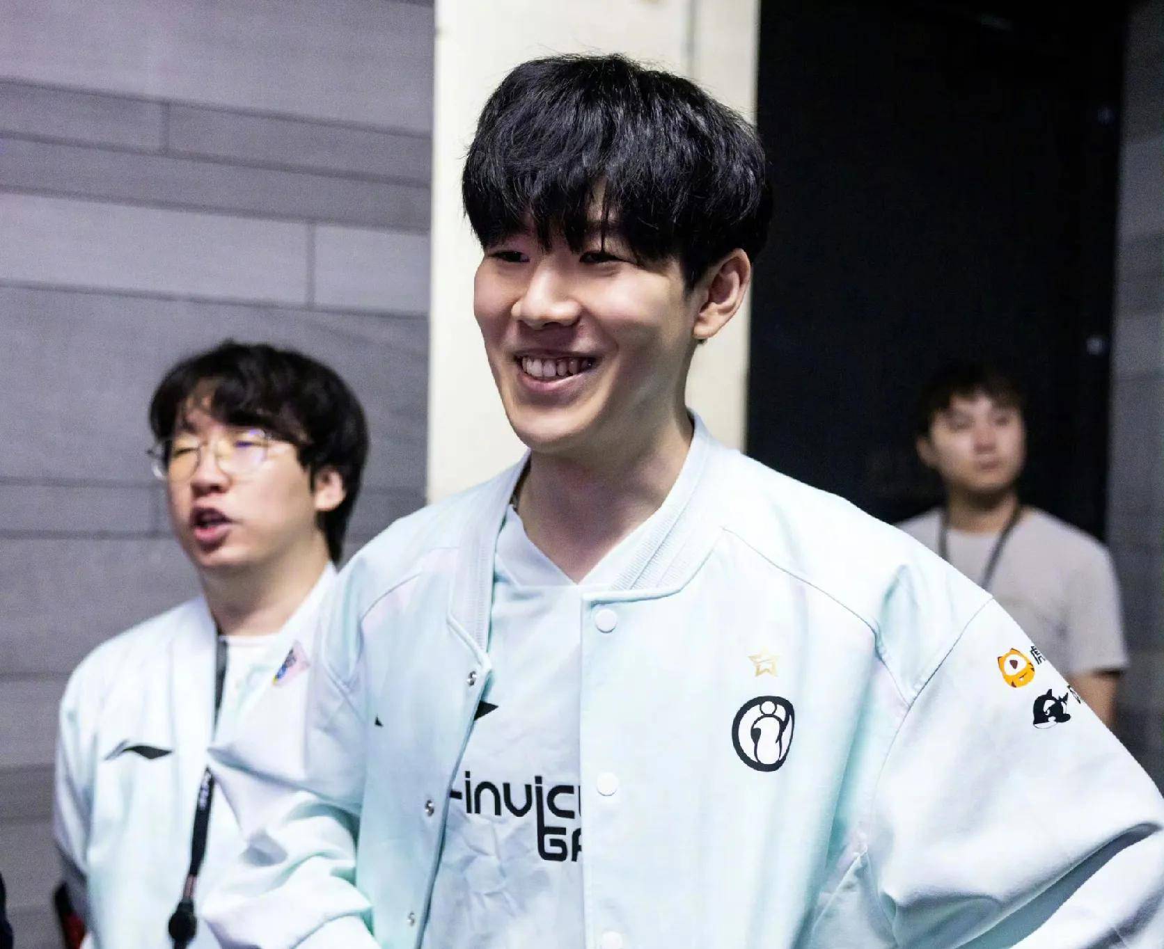 体育德甲：全取三分 美因茨2-0击败波鸿