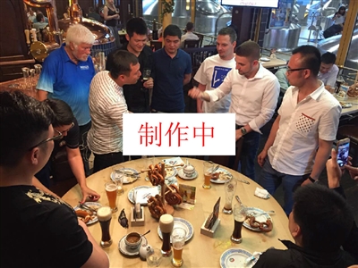 则把素材与